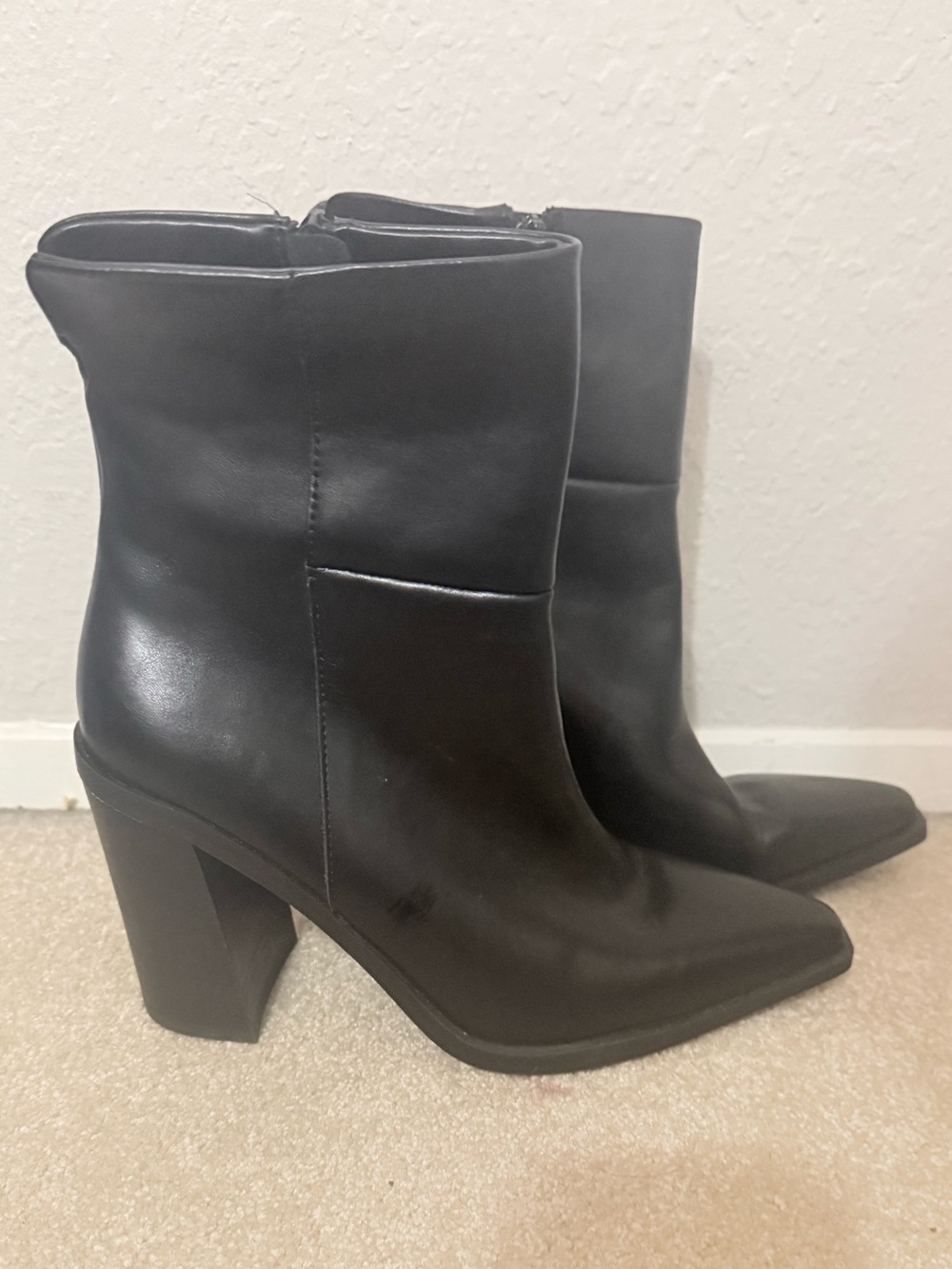 Steve Madden Black Pointed Toe Mid-Calf Block Heel Boots